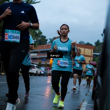 Runner Photo 8558723