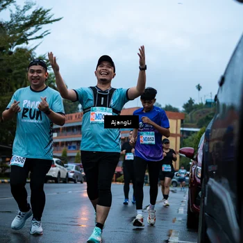 Runner Photo 8558801