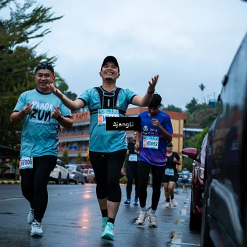 Runner Photo 8558802