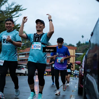 Runner Photo 8558808