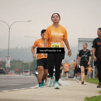Runner Photo 8558851
