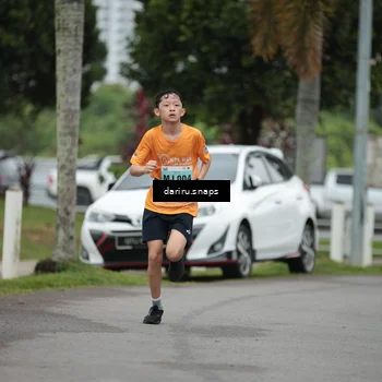 Runner Photo 8558852