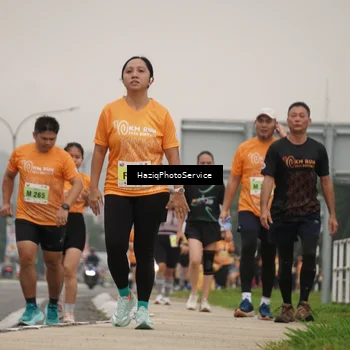 Runner Photo 8558854