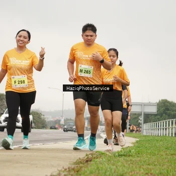 Runner Photo 8558887
