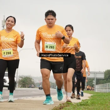 Runner Photo 8558907