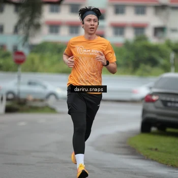 Runner Photo 8558909