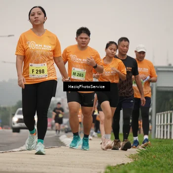 Runner Photo 8558927