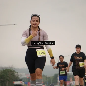 Runner Photo 8558948