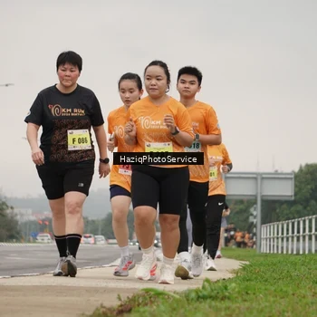 Runner Photo 8559010