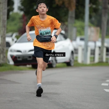 Runner Photo 8559011