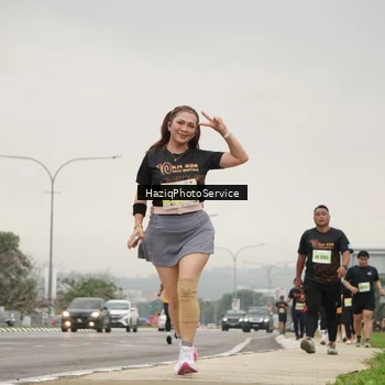 Runner Photo 8559026