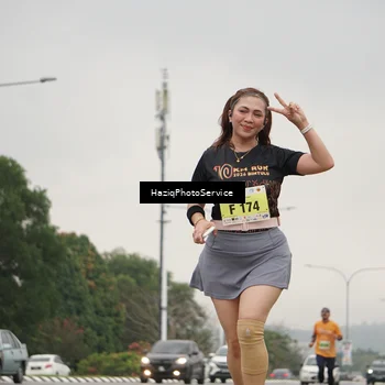 Runner Photo 8559043