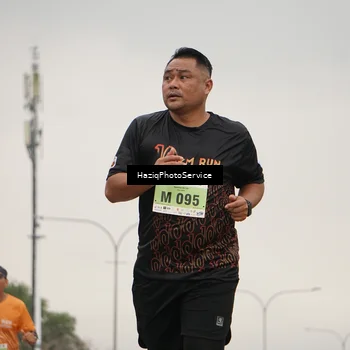 Runner Photo 8559078