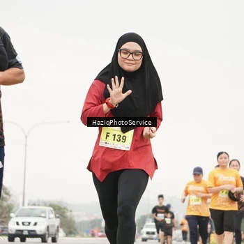 Runner Photo 8559098