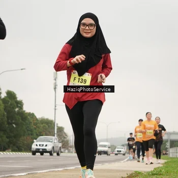 Runner Photo 8559104