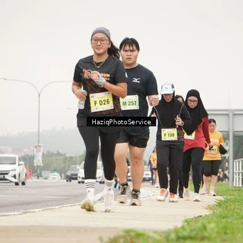 Runner Photo 8559107