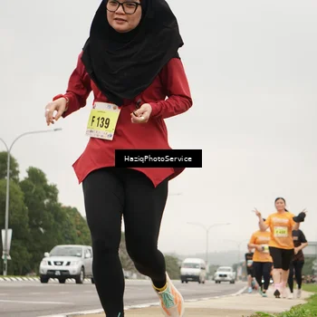 Runner Photo 8559116