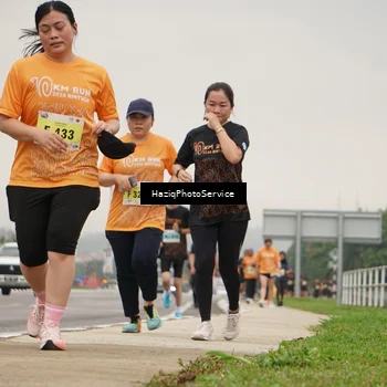 Runner Photo 8559144