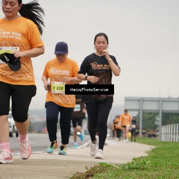 Runner Photo 8559152