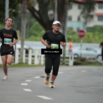 Runner Photo 8559155