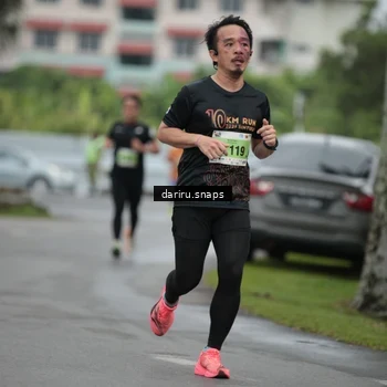 Runner Photo 8559170