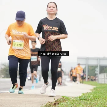 Runner Photo 8559177