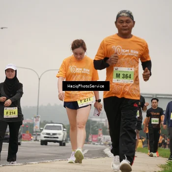Runner Photo 8559200