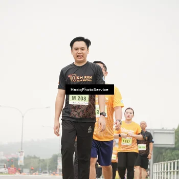 Runner Photo 8559226