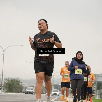 Runner Photo 8559228