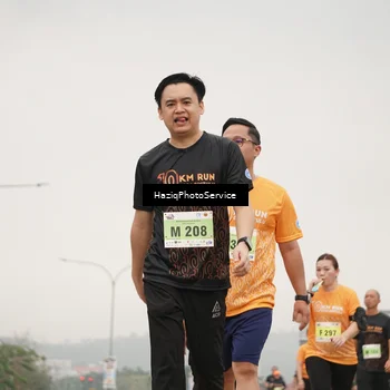 Runner Photo 8559235