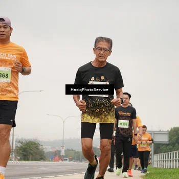 Runner Photo 8559237