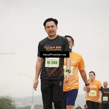 Runner Photo 8559239