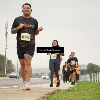 Runner Photo 8559245