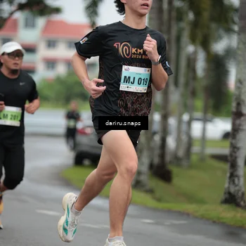 Runner Photo 8559304