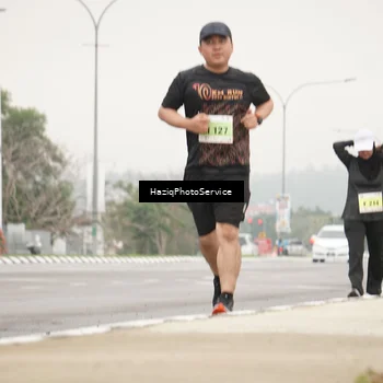 Runner Photo 8559314
