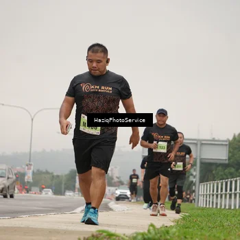 Runner Photo 8559315