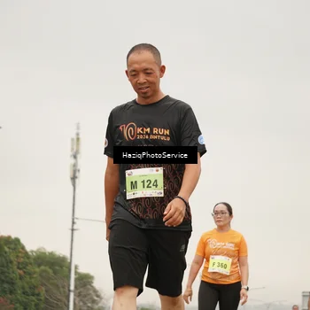 Runner Photo 8559338