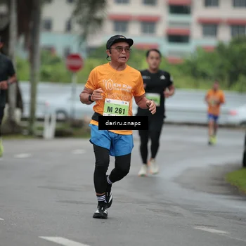 Runner Photo 8559363