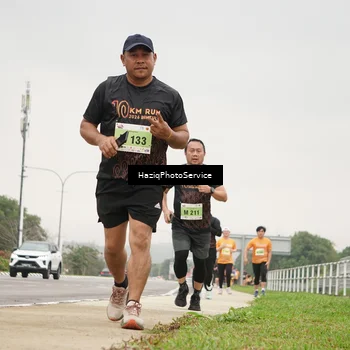 Runner Photo 8559368