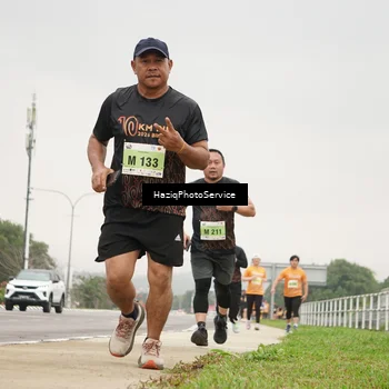 Runner Photo 8559378