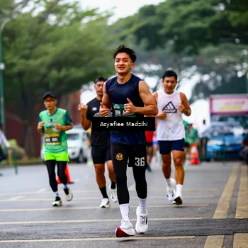 Runner Photo 8559380