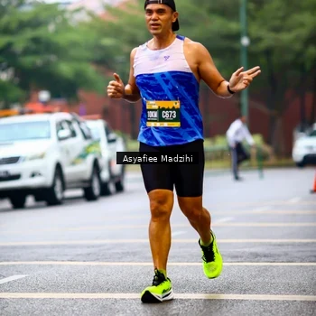 Runner Photo 8559415