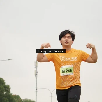 Runner Photo 8559441