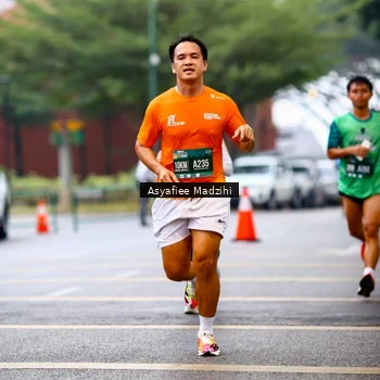 Runner Photo 8559445