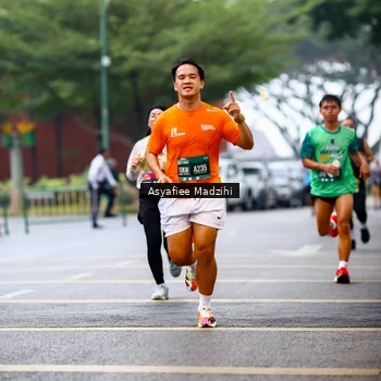 Runner Photo 8559451