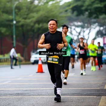Runner Photo 8559452