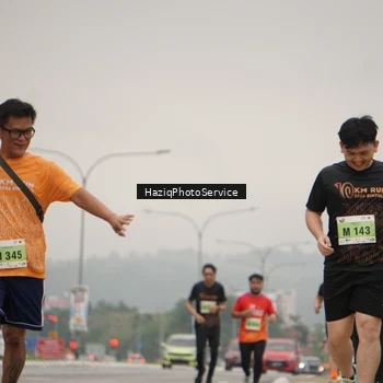 Runner Photo 8559554