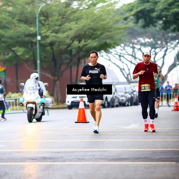 Runner Photo 8559663