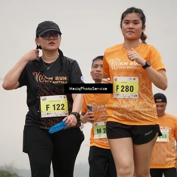 Runner Photo 8559672