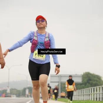 Runner Photo 8559728